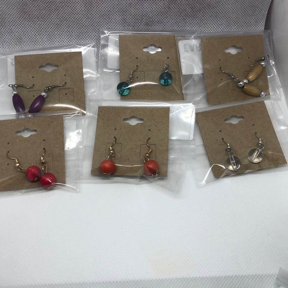 New 6 pair of earrings